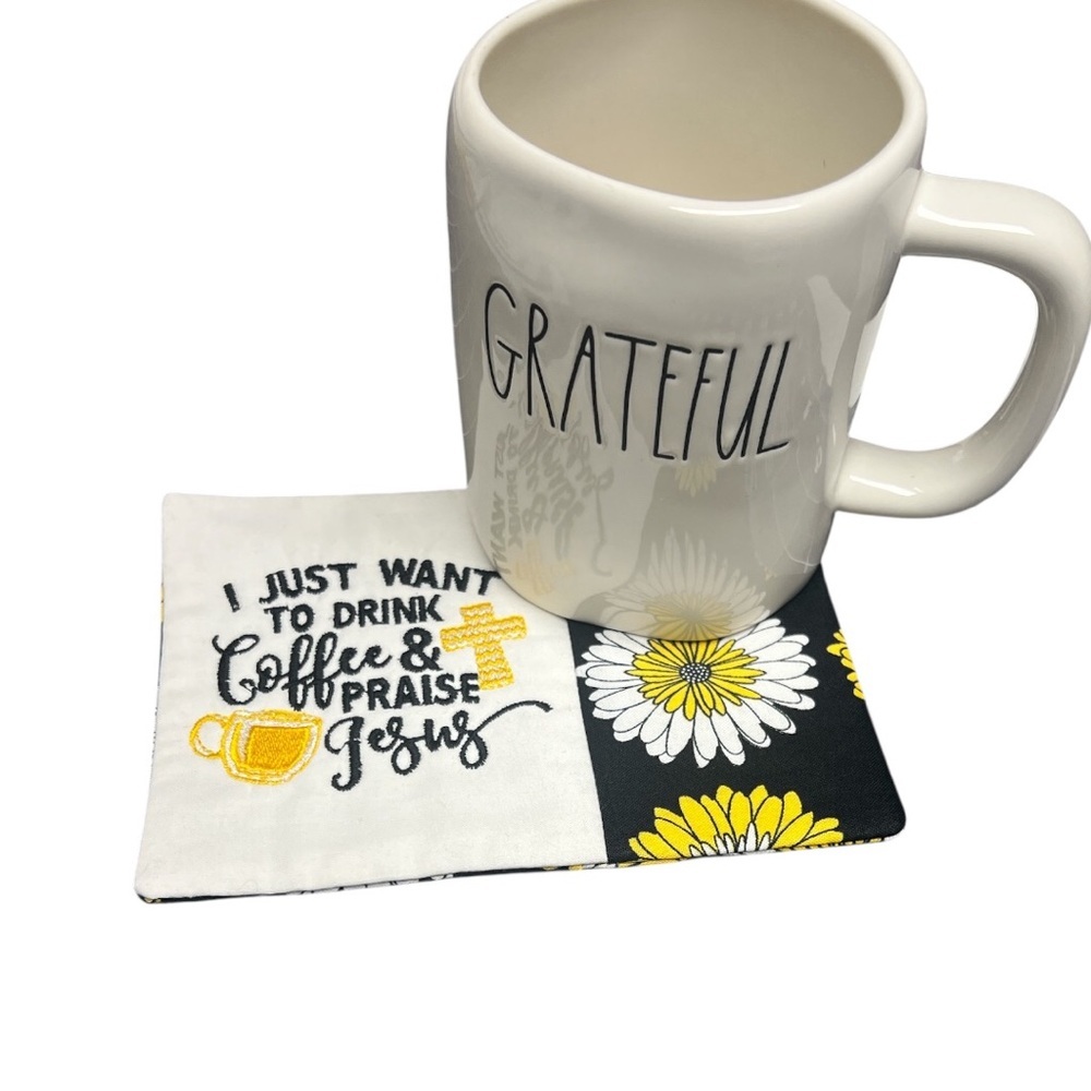 Hand Crafted Mug Rug Coaster Embroidered Cotton Fabric Padded Absorbs Liquid - Picture 7 of 8